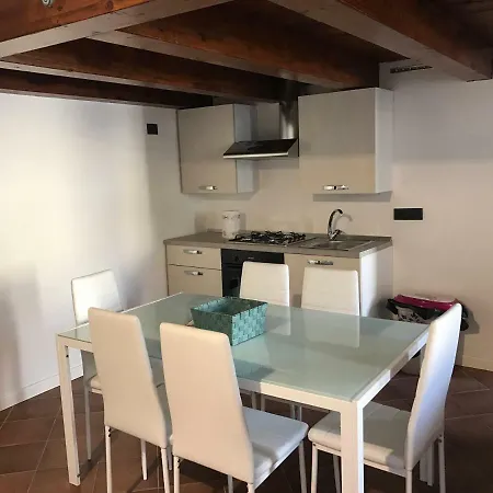 Bq Διαμέρισμα *